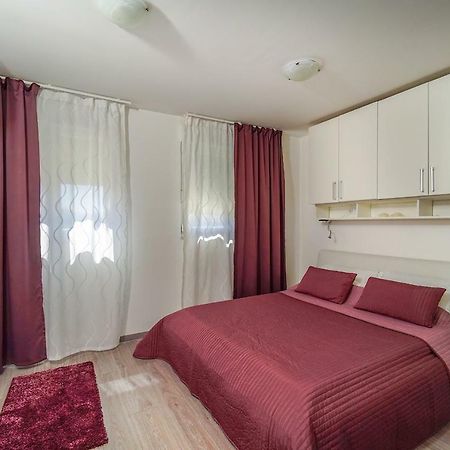 Stay In Спліт Екстер'єр фото